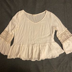 Cropped flowy top